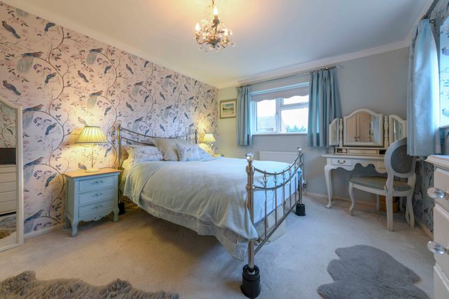 Semi-detached house for sale in Thorne Estate, Pluckley