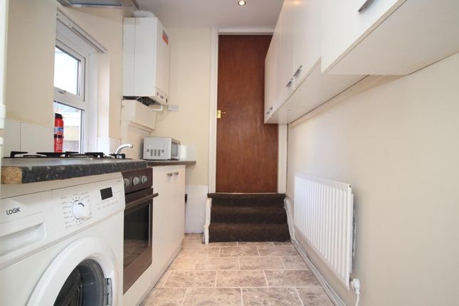 Flat to rent in Fourth Avenue, Heaton, Newcastle Upon Tyne