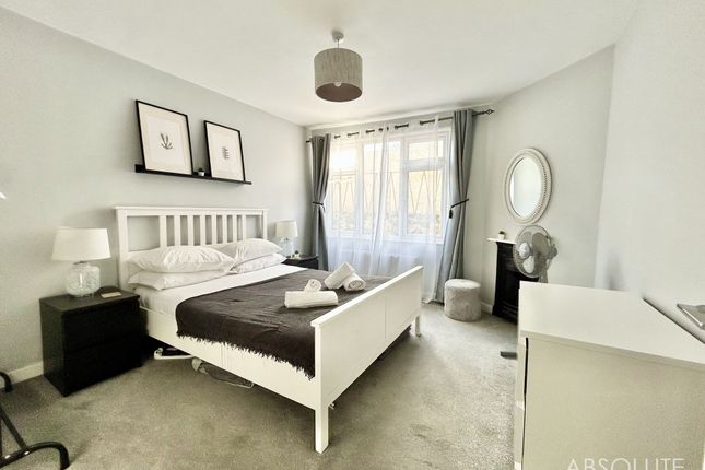 42a Great Headland Crescent, Paignton photo 4