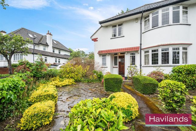Thumbnail Detached house for sale in Wades Hill, London