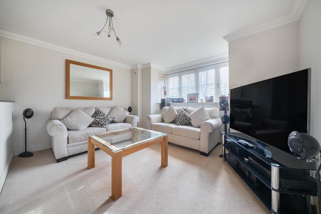 6 Liberty Court, 25 Hiltingbury Road, Chandler's Ford photo 2