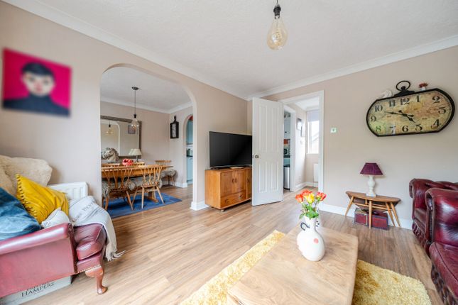 3, Essenhigh Drive, West Sussex photo 3