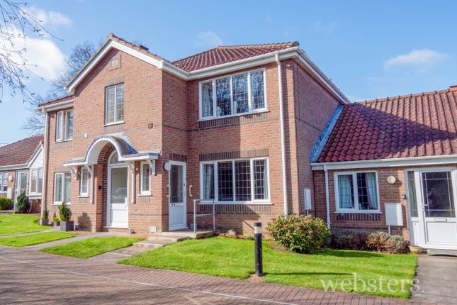 Flat for sale in Havergate, Horstead, Norwich