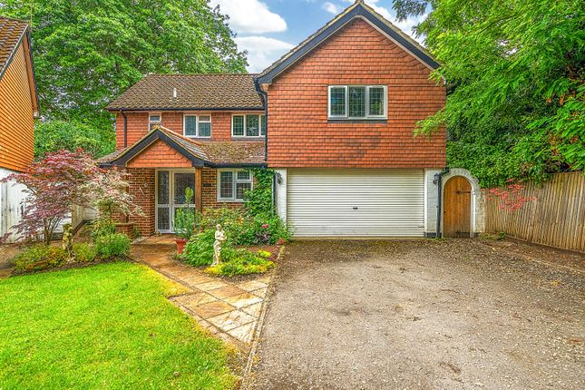 Thumbnail Detached house for sale in Wych Hill Lane, Woking
