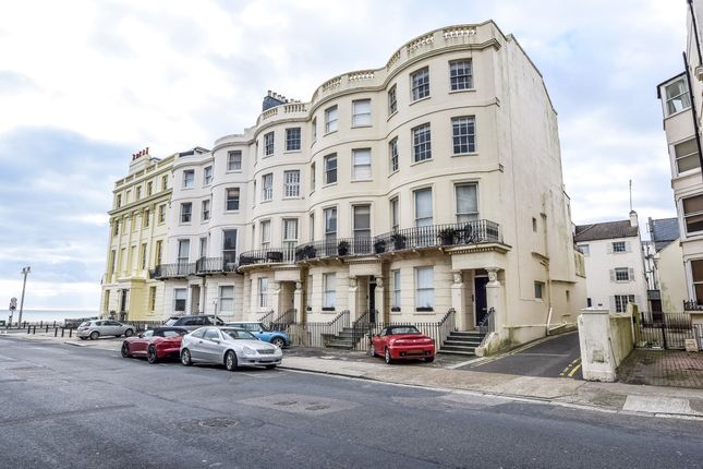Duplex to rent in Lansdowne Place, Hove