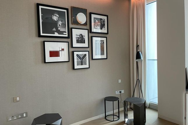 Flat to rent in Southbank Tower, 55 Upper Ground, London