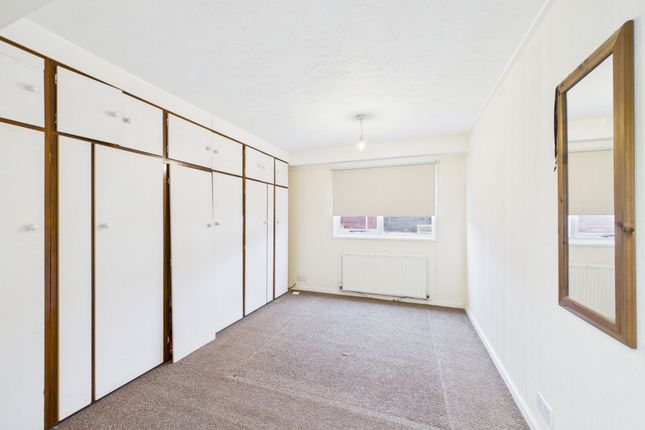 28 St. Martins Way, Thetford photo 3