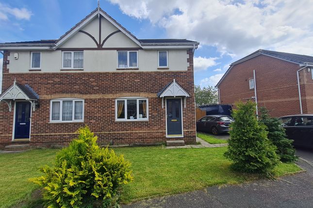 Semi-detached house to rent in Briary Close, Wakefield
