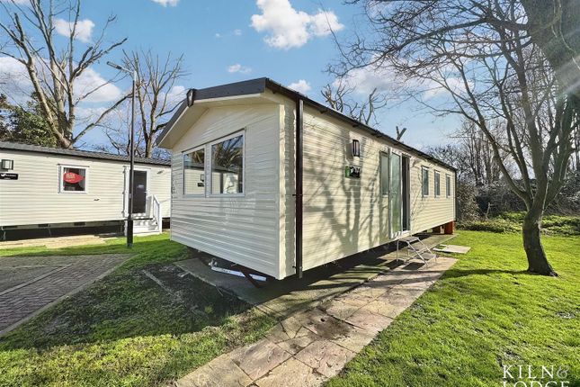 Mobile/park home for sale in Hall Lane, Walton On The Naze