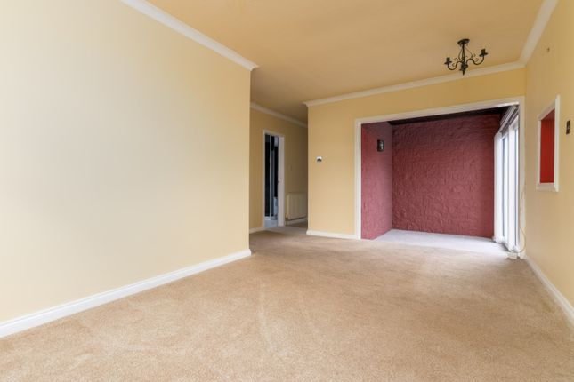 23a, Hawthorn Bank, Carnock photo 4