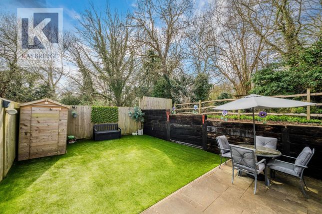 1 Horseshoe Terrace Brighton Road, Tadworth photo 4
