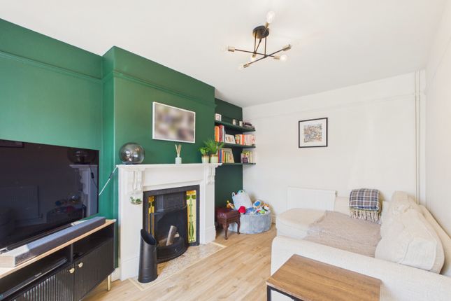27, South Street, Beverley photo 2