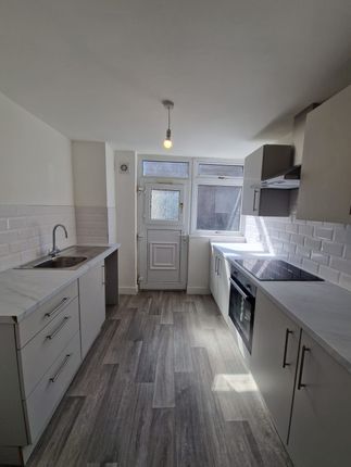 5, Brackenlaw, Gateshead photo 4