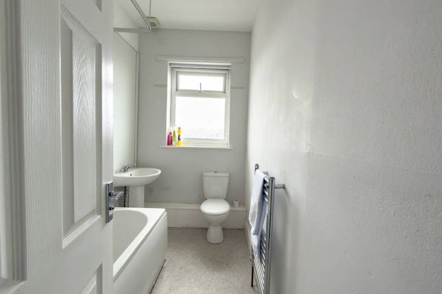 77 Sixth Street, Horden photo 5
