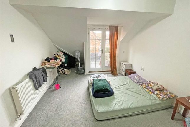 Flat 12, Woolsey House, Pump Square, BOSTON photo 4