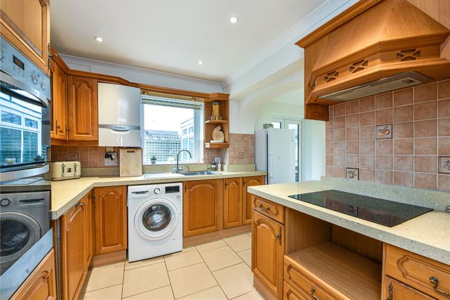 30, Chalcrafts, Alton photo 3