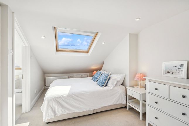 44, Hannell Road, London photo 4