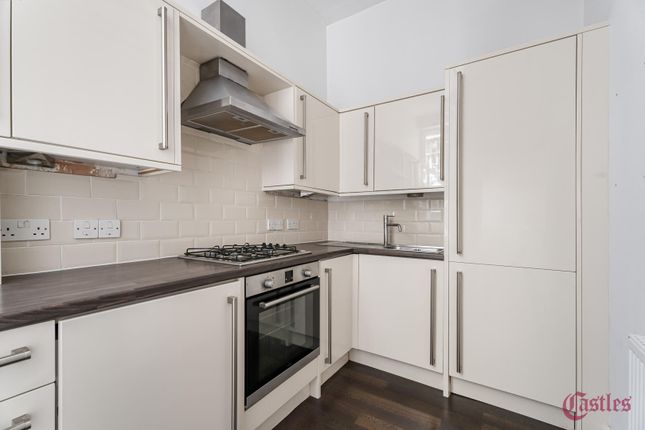 Flat 3, 95-97, Crouch Hill, London photo 4