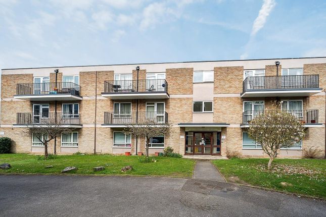 Flat for sale in Upper Park Road, Camberley
