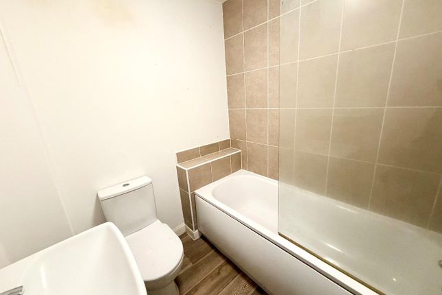 39, Northallerton Road, Thornaby photo 5