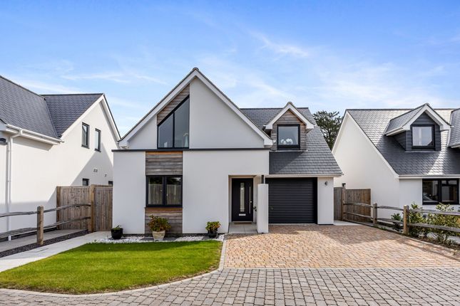 3-bed detached on 2, Pebble Lane, Ferring, £900,000