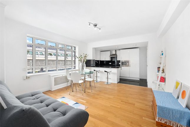 Flat for sale in University Street, London