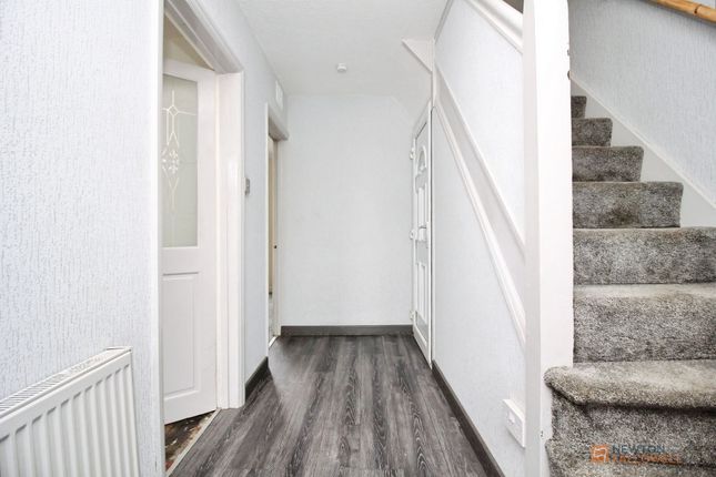 94 Winstanley Drive, Leicester photo 3