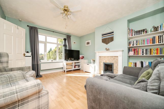 12, Bevis Grove, Birmingham photo 2