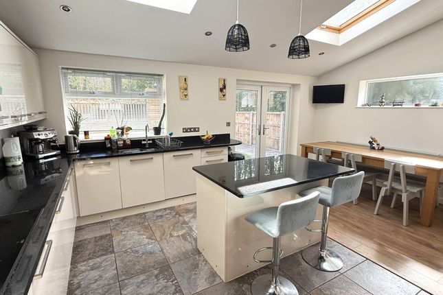 73, Maple Drive, Exmouth photo 2