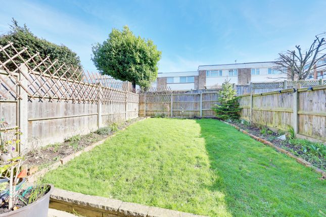 6, Martindale Avenue, Orpington photo 4