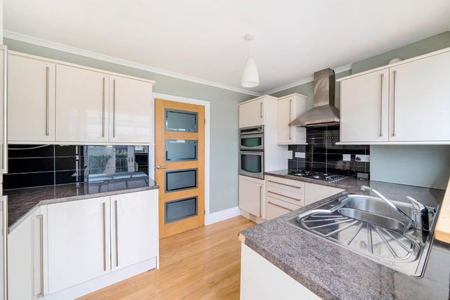 52, Parkland Drive, Tadcaster photo 4
