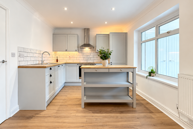 5 Fair View, Aberdare photo 4