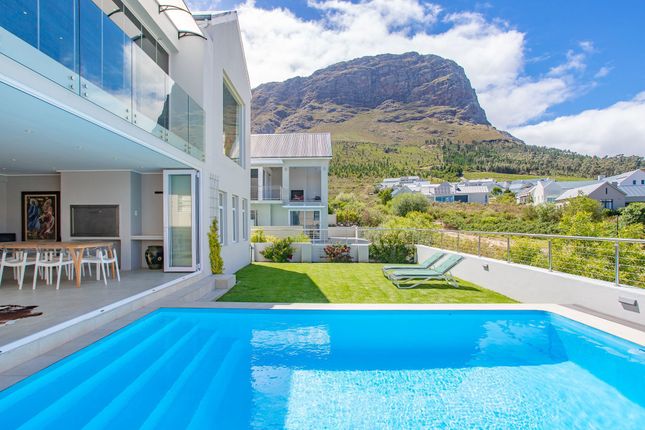 Detached house for sale in 15 Francolin Street, Franschhoek, Western Cape, South Africa