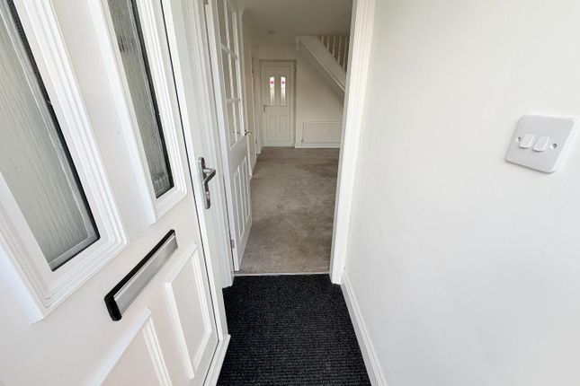 33, Brunel Close, Hartlepool photo 3
