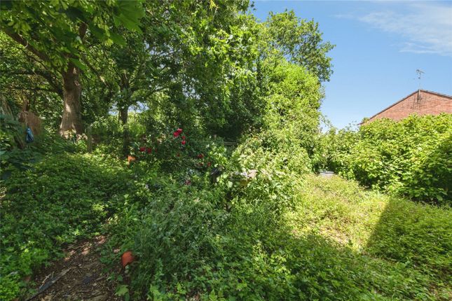 8, Hooker Close, Devon photo 3