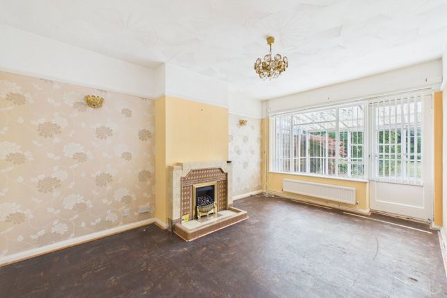 35, Harwood Avenue, Worthing photo 3
