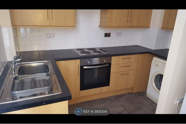 Flat A  Coltman St, Hull photo 2