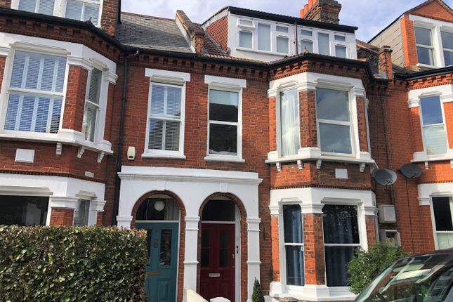 Flat to rent in Fawnbrake Avenue, Herne Hill, London