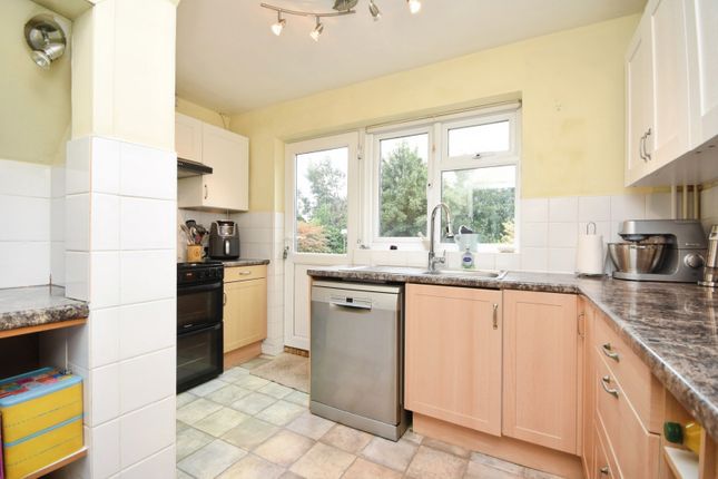 32, Rochester Way, Suffolk photo 4