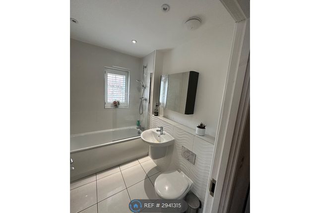 Robinson Avenue, Barming, Maidstone photo 5