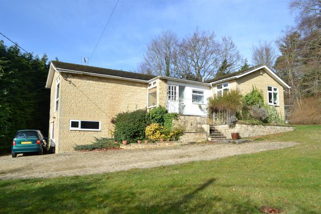 Thumbnail Detached bungalow for sale in Woodstock Road, Charlbury, Chipping Norton