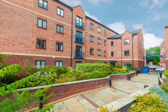 Flat for sale in Langtons Wharf, Leeds