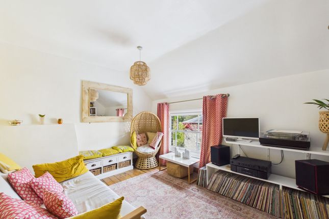 61 St. John Street, Matlock photo 4