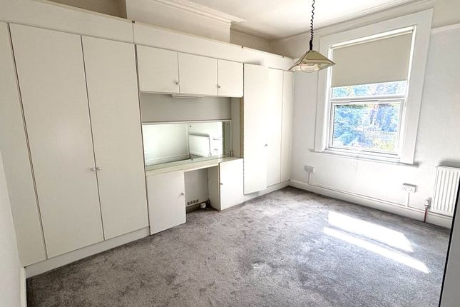 308 Lordship Lane, London photo 5