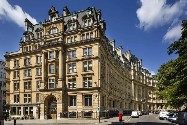 Office to let in Finsbury Circus, London