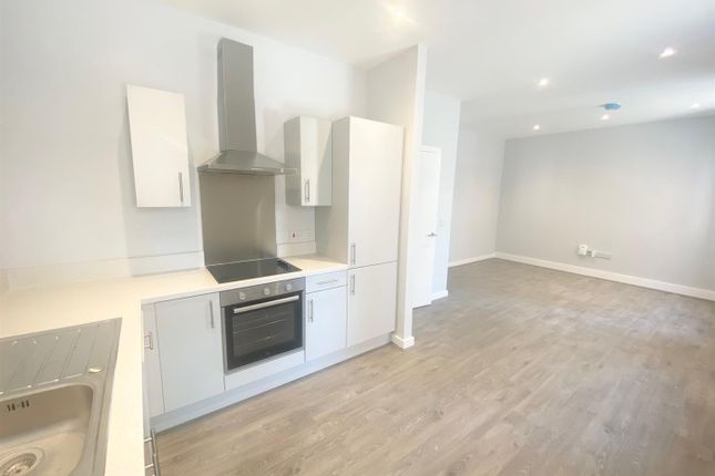 Apartment 67, Sky Gardens, 16, Crosby Road North, Liverpool photo 5