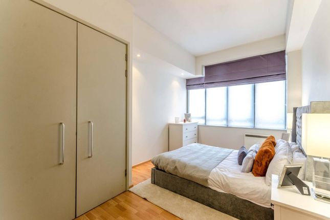 Thumbnail Flat to rent in City Road, City, London