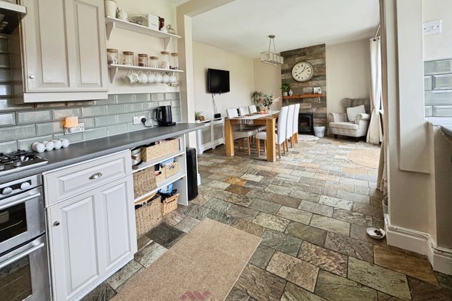 1, Inglenook Drive, Doncaster photo 2