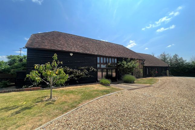 Thumbnail Barn conversion to rent in Lyons Road, Slinfold, Horsham, West Sussex