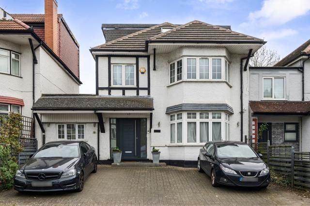 5-bed semi-detached on 13, Colindeep Gardens, London, £900,000
